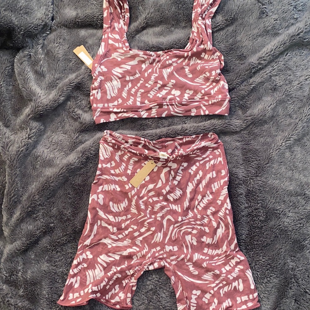 SKIMS SUMMER MESH BRALETTE RASPBERRY SWIRL SHORT SET